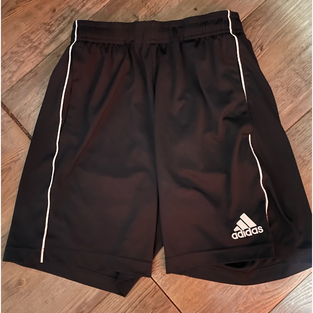 Adidas women’s basketball/soccer shorts, size xs